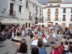 Actuació de l'Esbart Dansaire al 9 d'Octubre