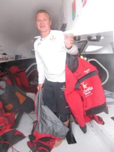 Malgrat la calor, Alex Pella ha de traure la roba d'aigua a l'Estrella Damm