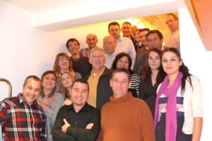 El candidat Xavi Tro, acompanyat de Josep DImas Montiel, Mireia Molla i de militants i simpatitzants del Bloc. El candidat Xavi Tro, acompanyat de Josep DImas Montiel, Mireia Molla i de militants i simpatitzants del Bloc.