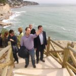 Les autoritats municipals visiten el tram de l'Advocat del passeig ecològic de Benissa en direcció a la Llobella
