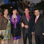 El president de festes amb alguns festers abans del pregó El president de festes amb alguns festers abans del pregó