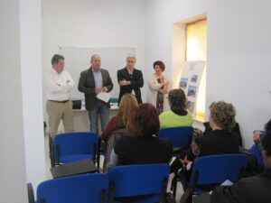 Inauguració del curs de paqueteria creativa