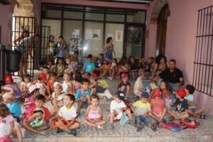Els xiquets participants a l'Escola d'Estiu de Benissa