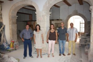 Visita de la Directora General de Patrimoni Cultural a les cases del carrer Puríssima