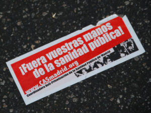 Enganxina contra la privatització de la sanitat pública (foto del flickr de Siemar) Enganxina contra la privatització de la sanitat pública (foto del flickr de Siemar)