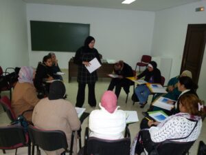 Alumnes del taller d'alfabetització per a dones àrabs de Benissa