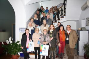 Membres de l'Associació Democràtica Alacantina de Pensionistes que ha visitat Benissa aquest matí