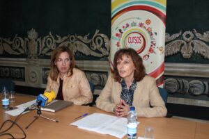 Carmen Marimón i Josefa Martí presenten els cusos d'estiu de la Seu Universitària de La Marina a Benissa