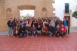 El grup d'alumnes de la Universitat d'Alacant que va visitar Benissa
