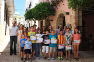 Els alumnes que han obtingut les beques Summer School i del Campus de futbol en Anglés