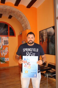 Jorge Ivars presenta el curs de community manager a Benissa