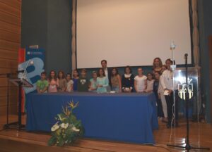 Els xiquets participants a l'acte de lectura de contes d'Àngel Crespo Els xiquets participants a l'acte de lectura de contes d'Àngel Crespo