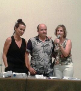 Silvia font (1a per l'esquerra) és la nova presidenta de la Comissió de Festes Puríssima Xiqueta
