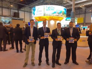El batle amb els regidors a Fitur 2016