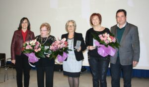 Les primeres conductores de Benissa amb el batle i la regidora