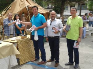 Herick Campos,   Toni Vaquer i Manolo Juan al mercat de Benissa