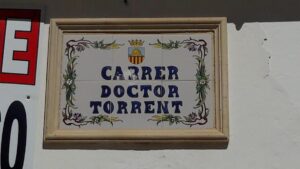 Rètol a Benissa del Carrer Doctor Torrent