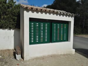 Noves bústies de correus a la zona de Fanàdics