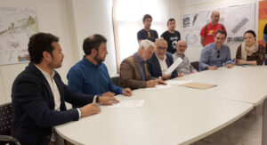 Signatura de batles sobre la condonació del deute d'EMAUS