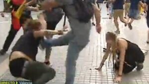 Agressió feixista a València