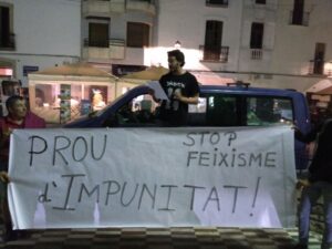 Lectura del manifest contra la violència feixista