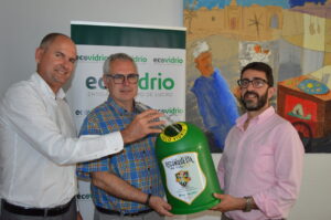 Presentació de la campanya "La Reconquesta del vidre"