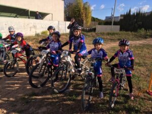 Algunes de les participants de Benissa a la competició de Xàbia