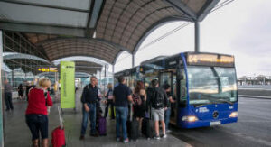 Autobús a l'aeroport d'Alacant