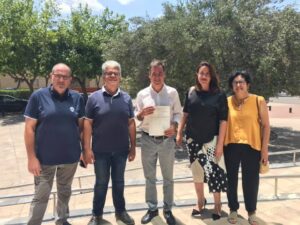 Juan Bautista Roselló recull l'acta de diputat provincial