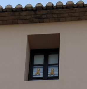 Detall de la finestra a l'Ajuntament de Benissa