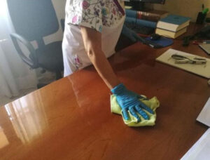 Una treballadora de Benissa Impuls