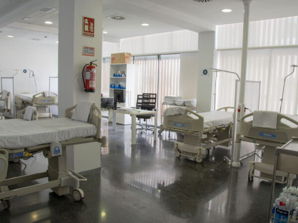 El PP congela la reversió de l’hospital de Dénia