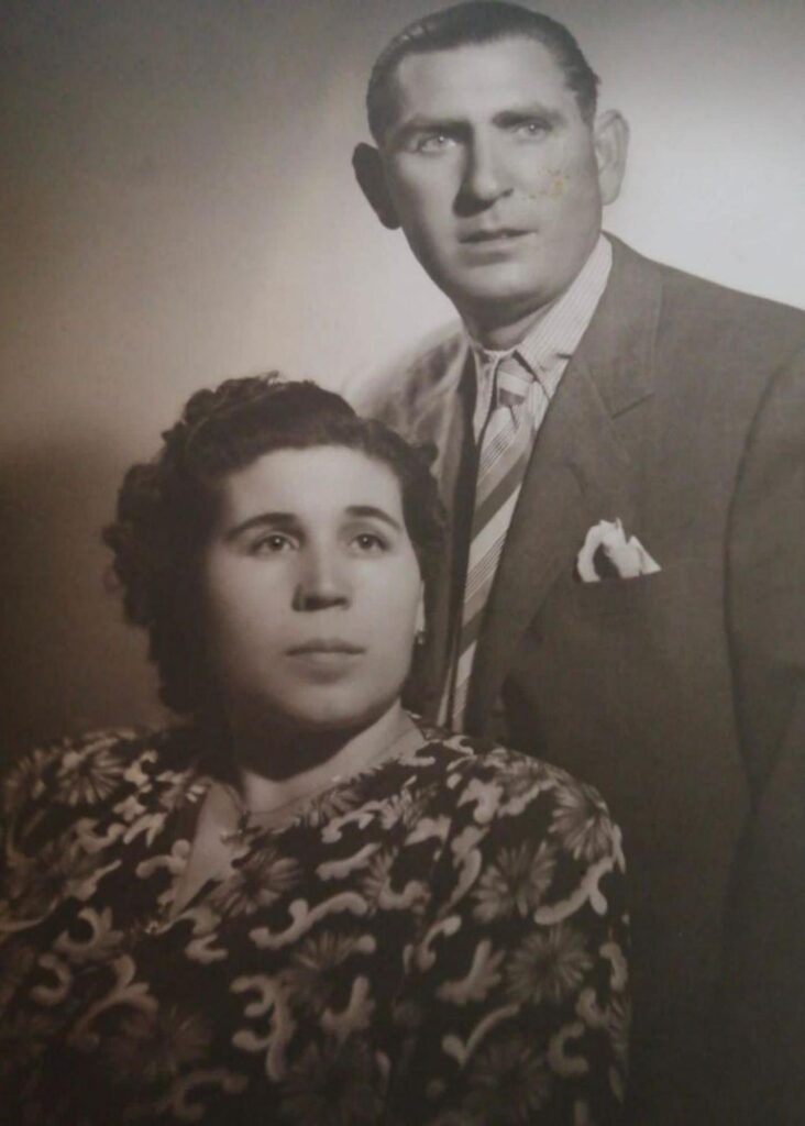 El constructor Juan Ivars Font i la seua dona, Victoria Milán Carrión