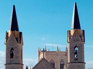 Les agulles de la Basílica de Benissa, entre l’expectació i l’estupefacció