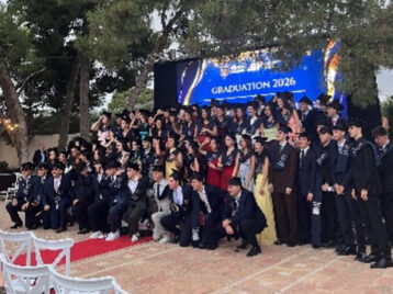 Graduada en batxiller; per Joan Josep Cardona
