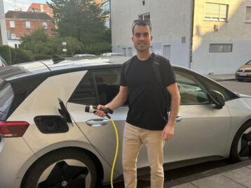 Raúl, enginyer, viatja des d’Alemanya a Benissa amb cotxe elèctric: «Vaig gastar 130 euros en recàrregues, en gasolina seria el doble»