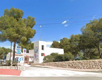 Benissa avança en la modernització de l’Oficina de Turisme de Benissa Platja amb una nova actuació de digitalització